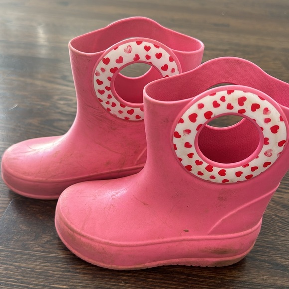 Used toddler rain boot. Okabashi Size 10 - Picture 2 of 4